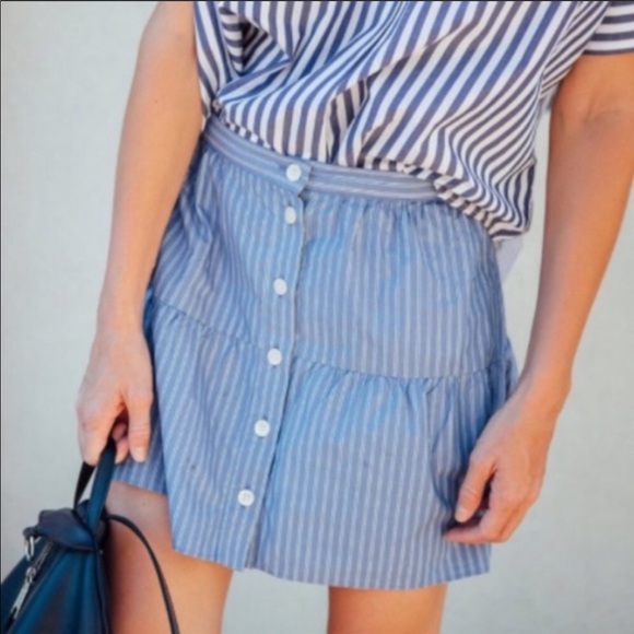 Madewell Dresses & Skirts - Madewell bistro skirt blue stripe cute lined EUC